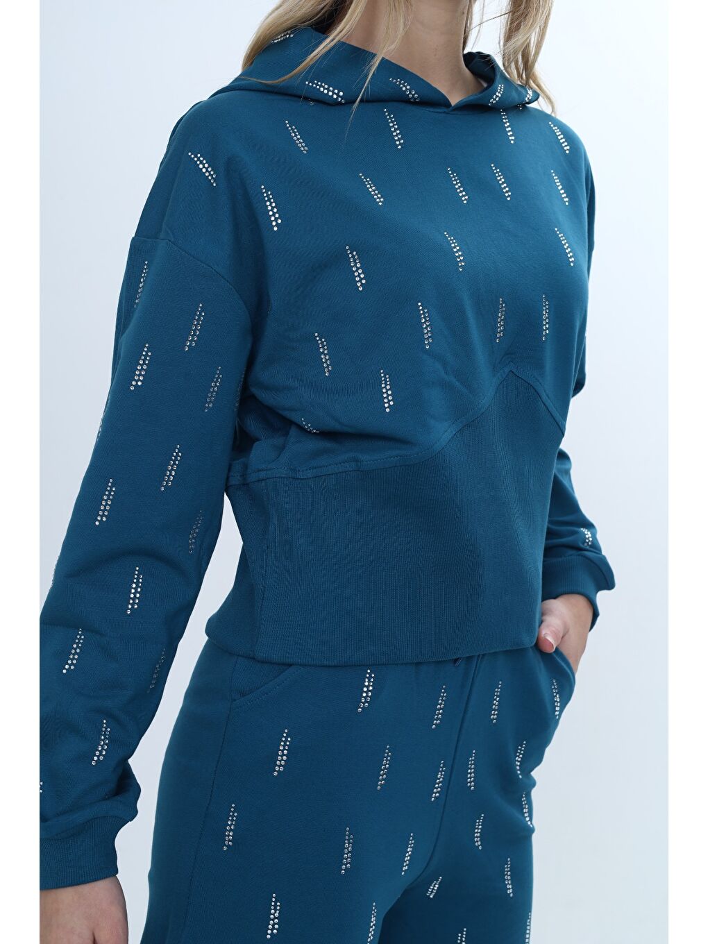 Petrol Kız Çocuk 2'li Takım Taş İşlemeli Kapüşonlu Sweatshirt & Beli Lastikli Bol Paça Cepli Eşofman Altı-4