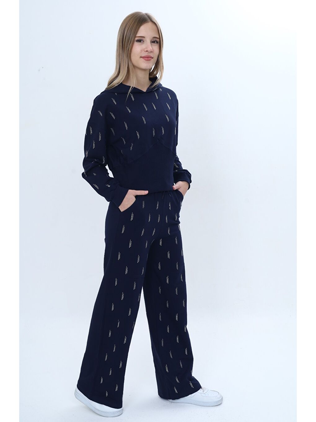 Lacivert Kız Çocuk 2'li Takım Taş İşlemeli Kapüşonlu Sweatshirt & Beli Lastikli Bol Paça Cepli Eşofman Altı-1