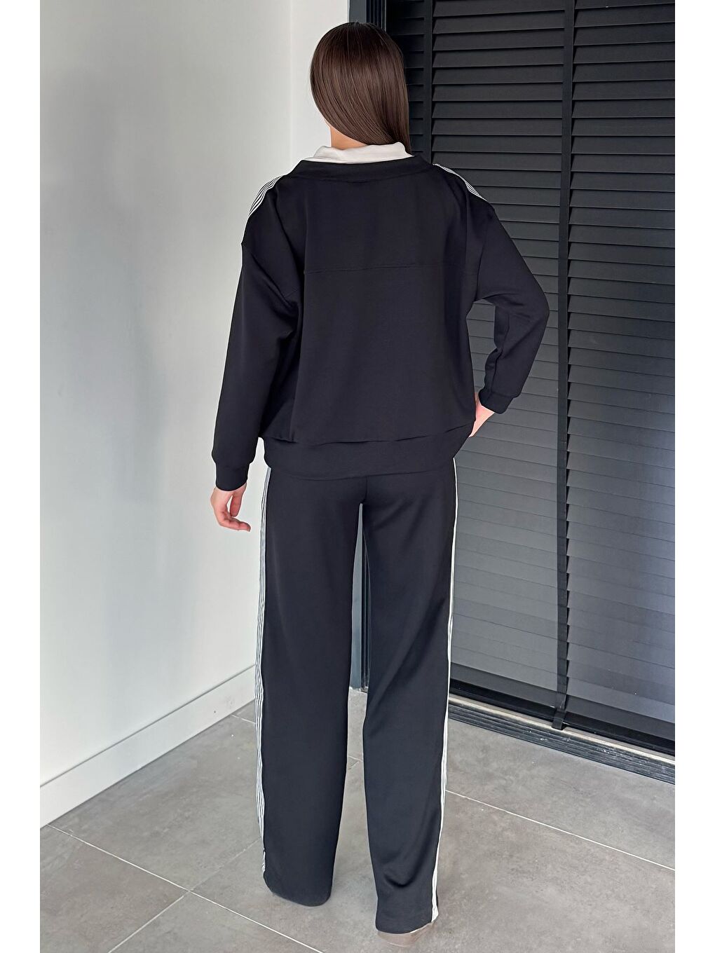 Siyah Kadın Dik Yaka Yarım Fermuarlı Sweat Bel Lastikli Palazzo Pantolon İkili Takım-4