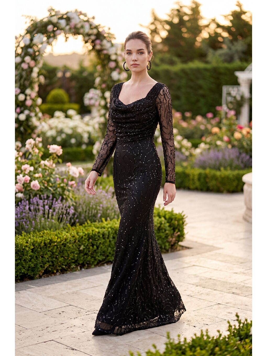 Kadın Siyah Uzun Kol Boncuklu Abiye Elbise-4