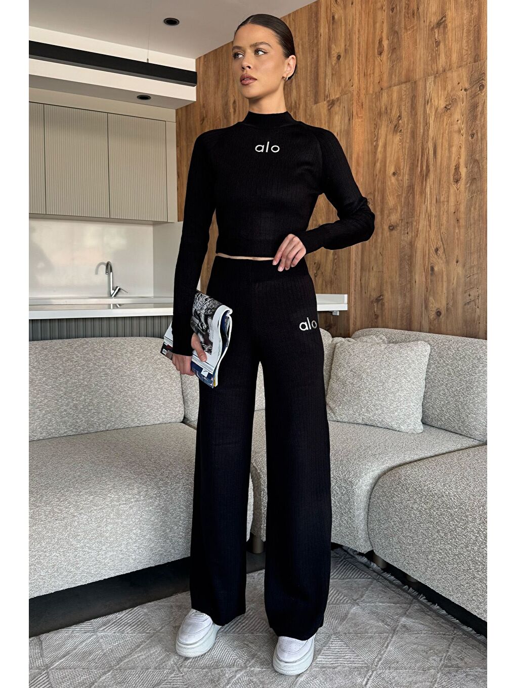 Siyah Kadın Kendinden Çizgi Desenli Triko Bluz Pantolon İkili Takım (s-m-l Beden Uyumludur.)