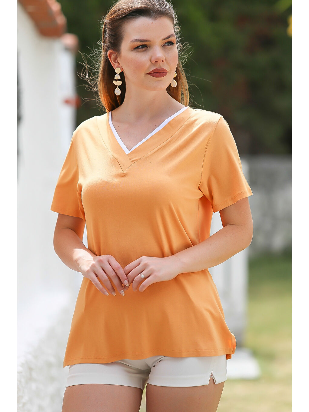 Turuncu Kayısı Rengi V Yaka Kısa Kol Örme Garnili Örme Casual T-Shirt-4