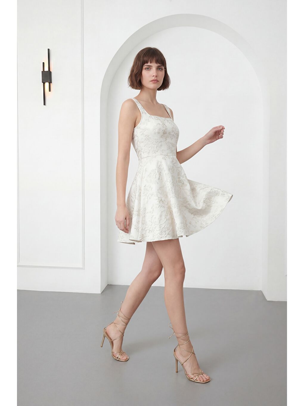 Sarı Kadın Gold Kare Yaka Saten Jakarlı Mini Elbise