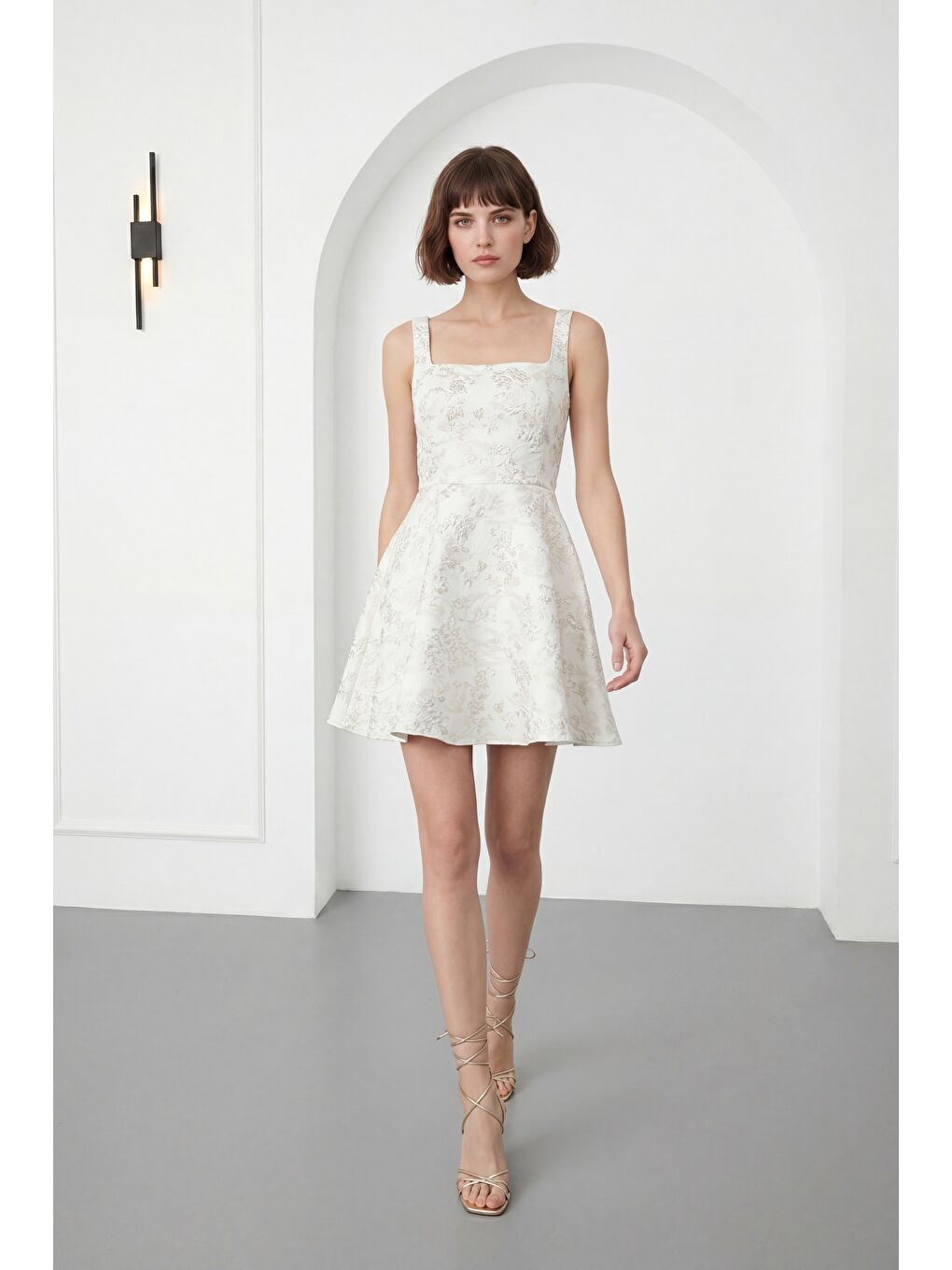 Sarı Kadın Gold Kare Yaka Saten Jakarlı Mini Elbise-1