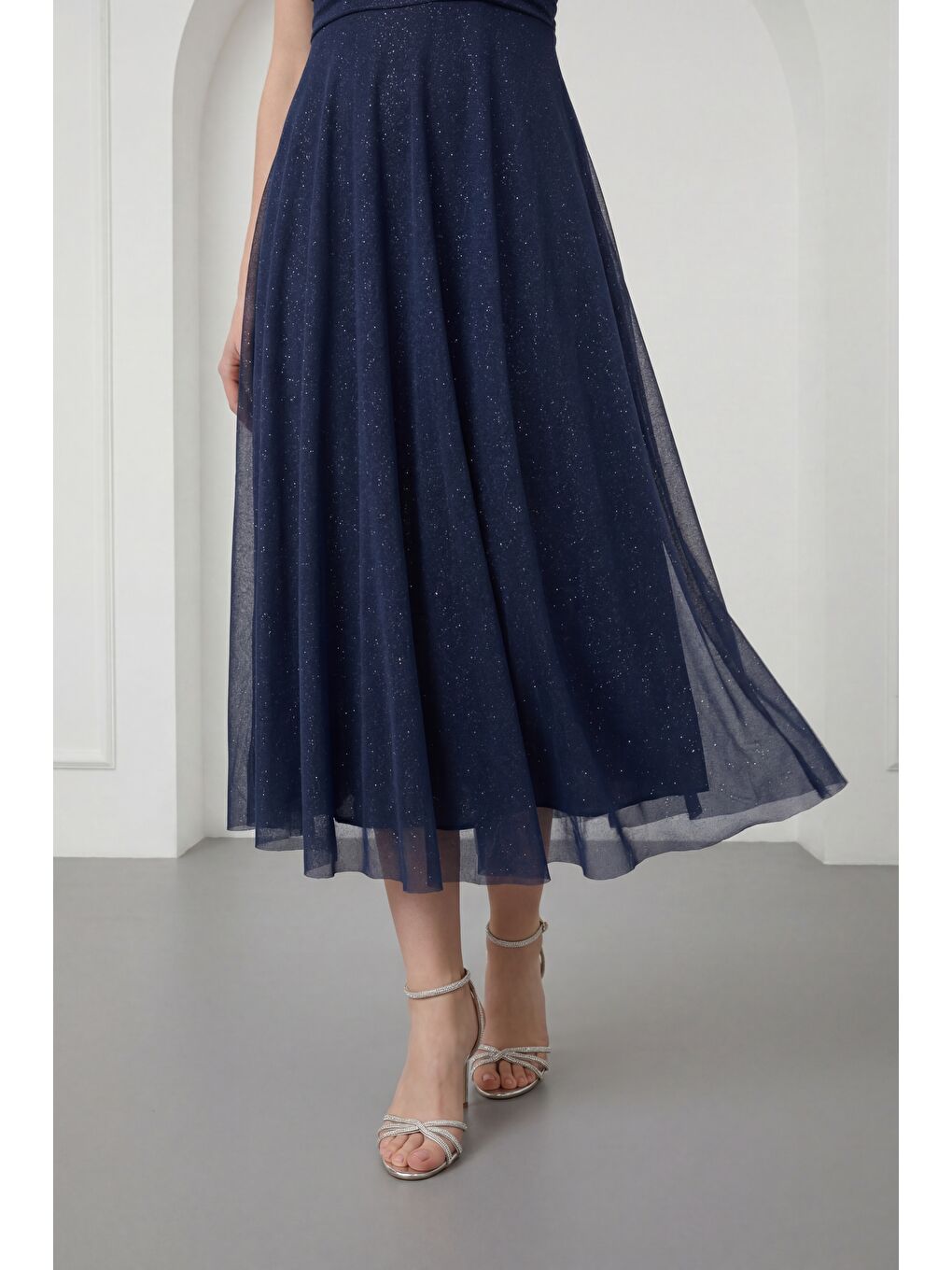 Kadın Lacivert İnce Askılı Simli Midi Söz Nişan Nikah Abiye Elbise-2