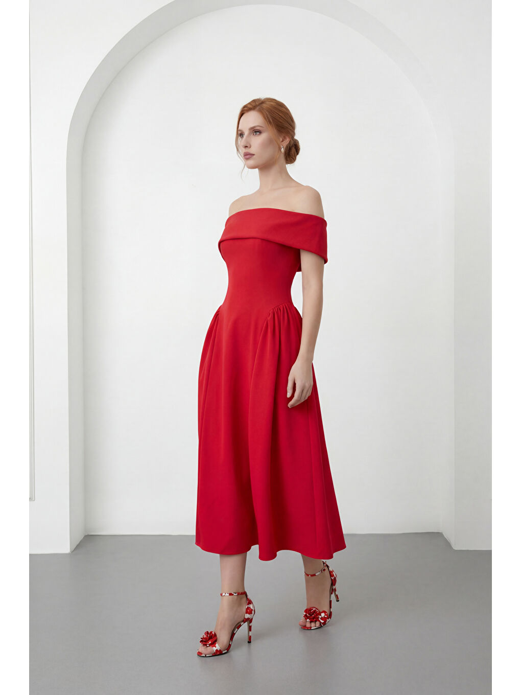 Kadın Kırmızı Kayık Yaka Midi Davet Elbisesi