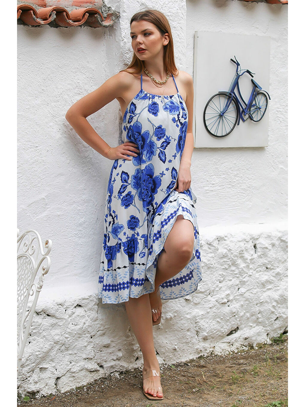 Lacivert-Beyaz Boyundan Bağlamalı Etek Ucu Fırfırlı Allover Baskılı Dokuma Casual Elbise-1