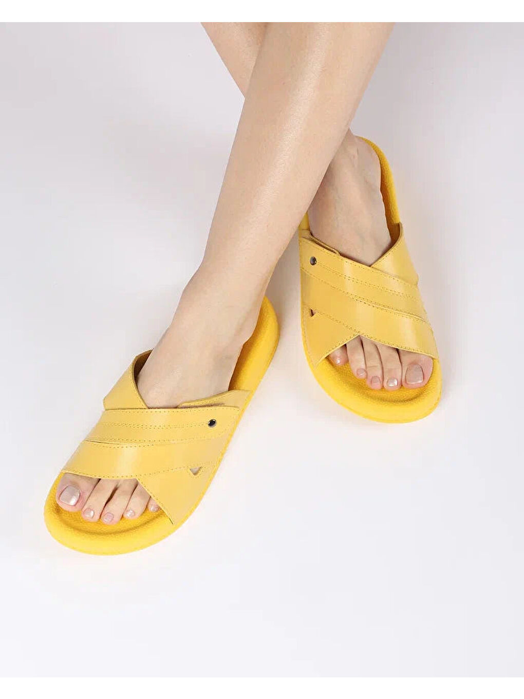 Sarı Kadın Yazlık Çapraz Bantlı Terlik - CORAL-1