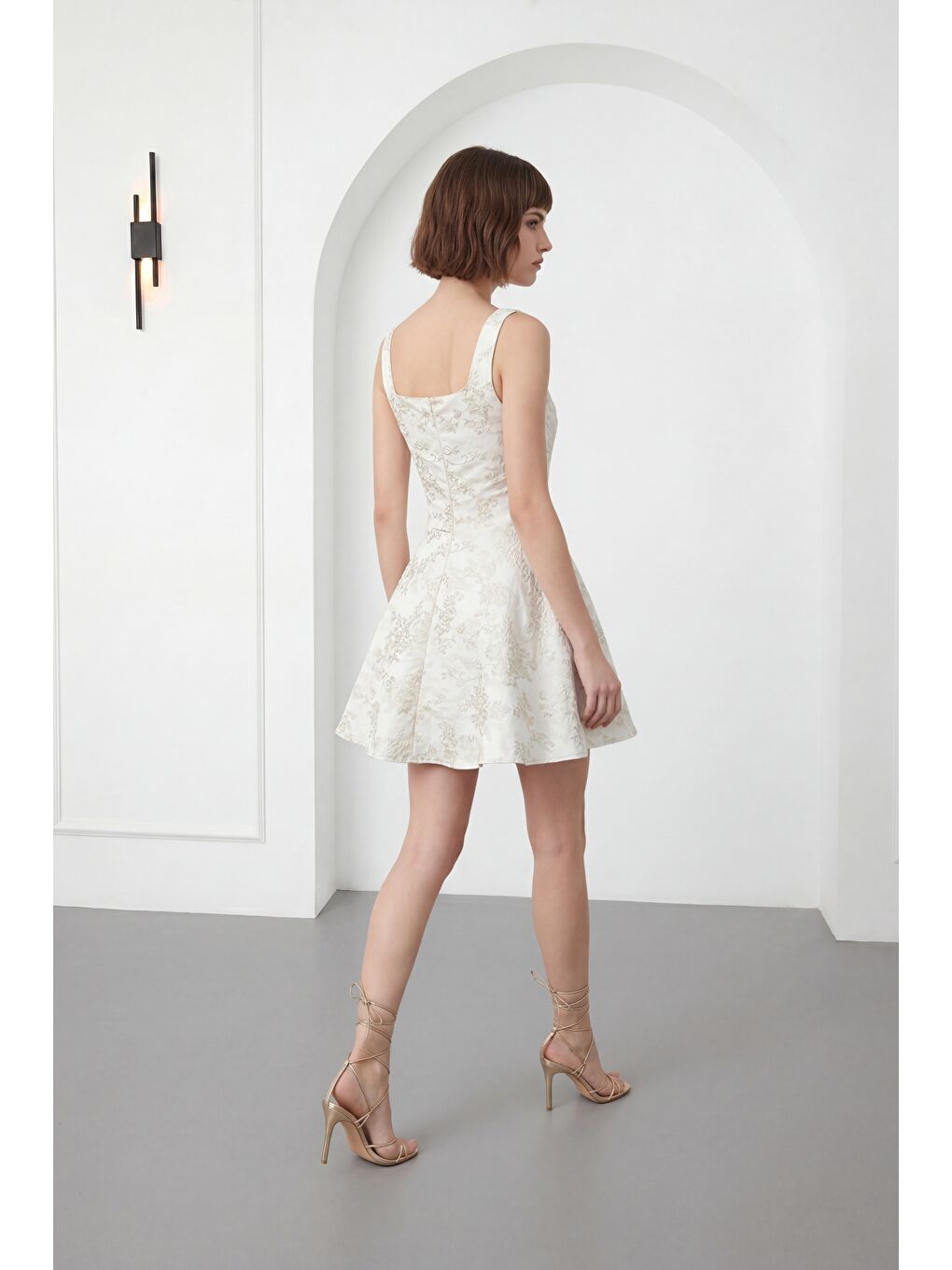 Sarı Kadın Gold Kare Yaka Saten Jakarlı Mini Elbise-5