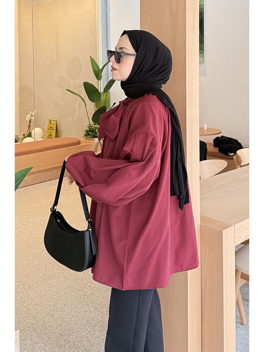 Yaka Fular Detaylı Gömlek Bordo-1