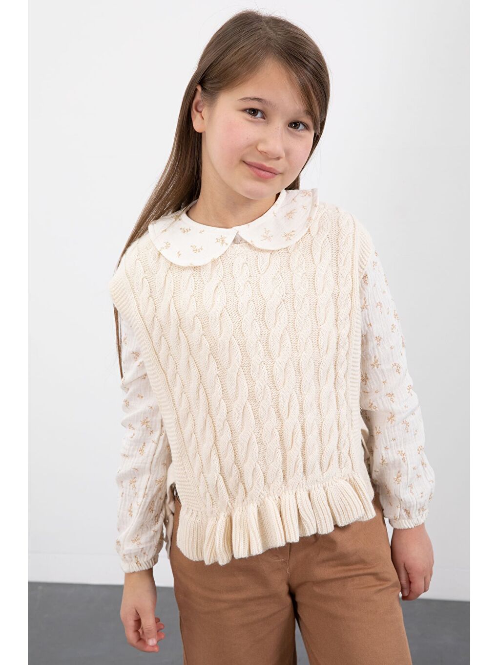 Bej Örgü Süveterli Desenli Müslin Gömlekli Kız Çocuk 3lü Takım 20680-3