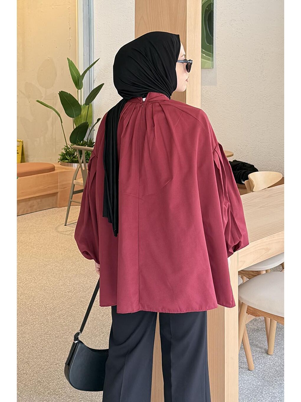 Yaka Fular Detaylı Gömlek Bordo-3