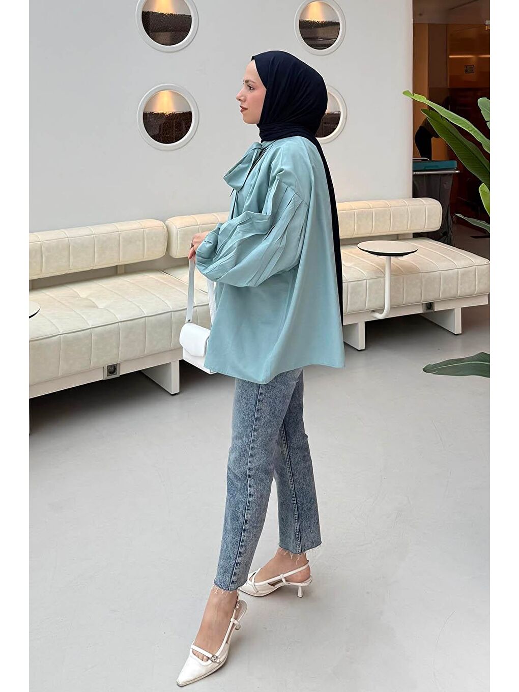 Yaka Fular Detaylı Gömlek Mint Yeşili-1