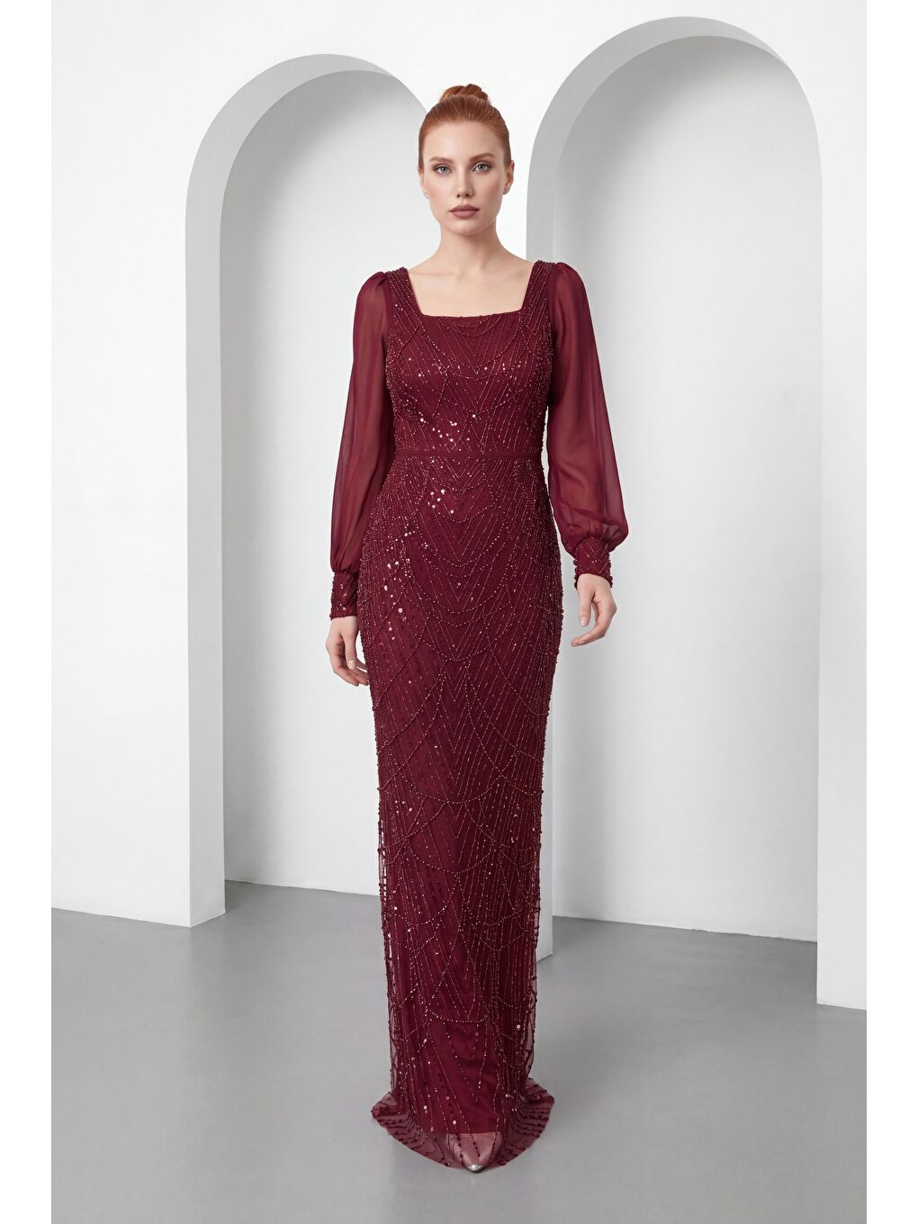 Kadın Bordo Kare Yaka Uzun Kollu Boncuklu Abiye Elbise