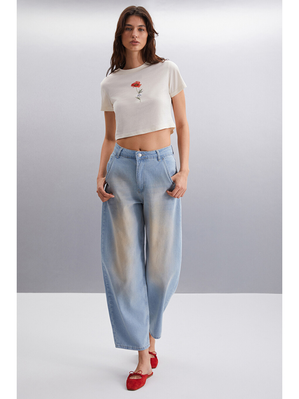 Bej Irma 100% Pamuk Kadın Baskılı Crop Vanilya T-shirt-1
