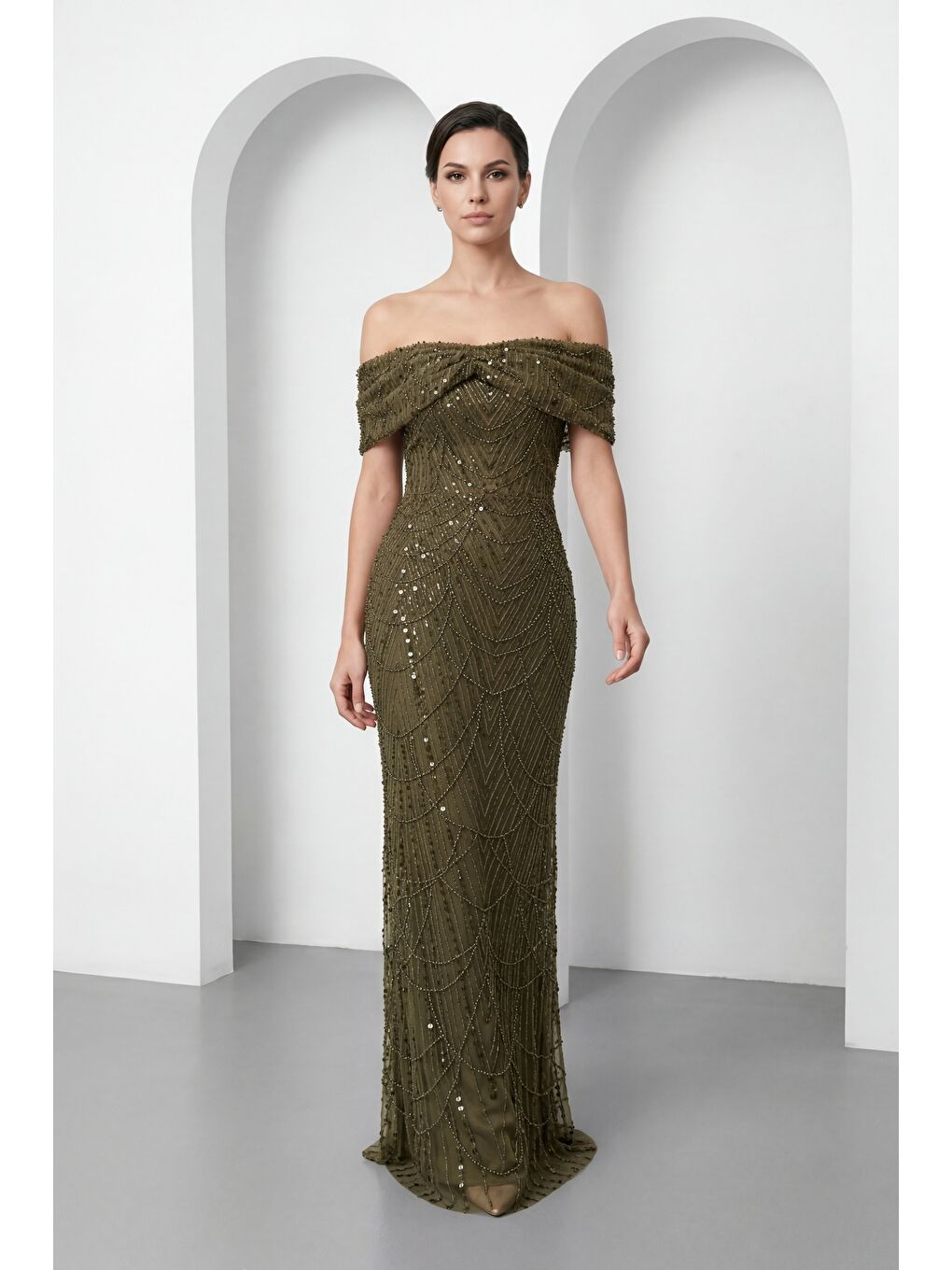 Kadın Haki Kayık Yaka Boncuklu Uzun Balık Abiye Elbise
