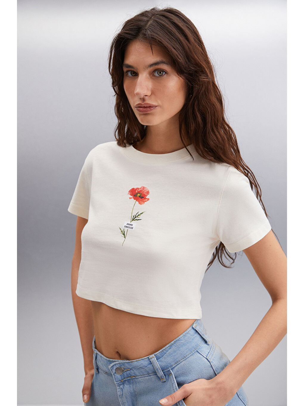 Bej Irma 100% Pamuk Kadın Baskılı Crop Vanilya T-shirt-3