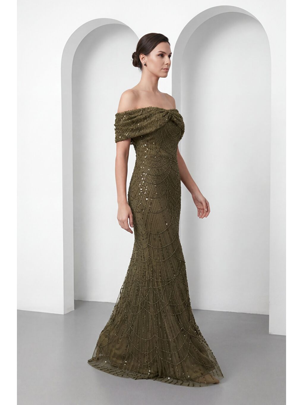 Kadın Haki Kayık Yaka Boncuklu Uzun Balık Abiye Elbise-1