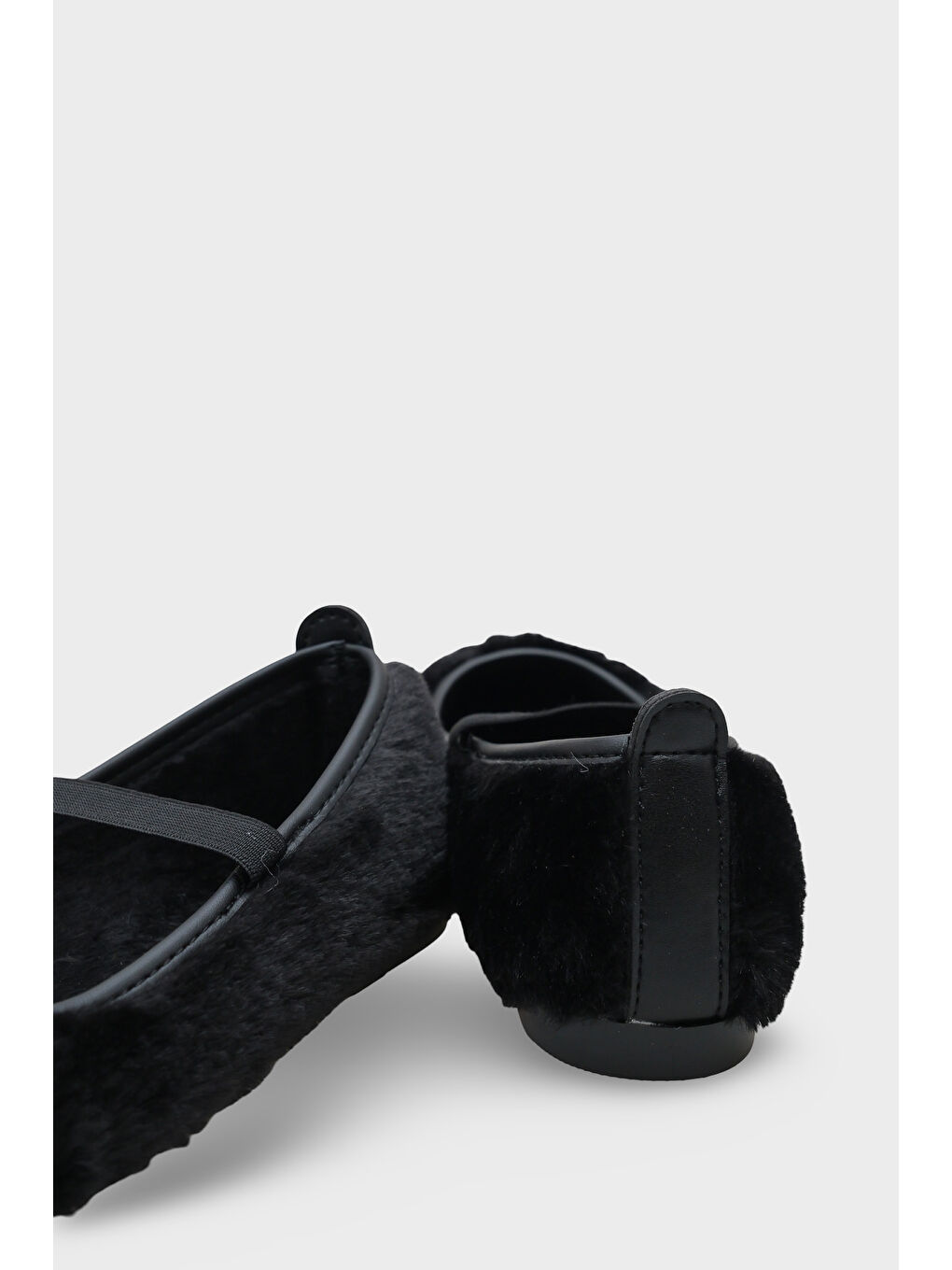 Siyah Ollie Kadın Pelüş Lasitkli Babet-4