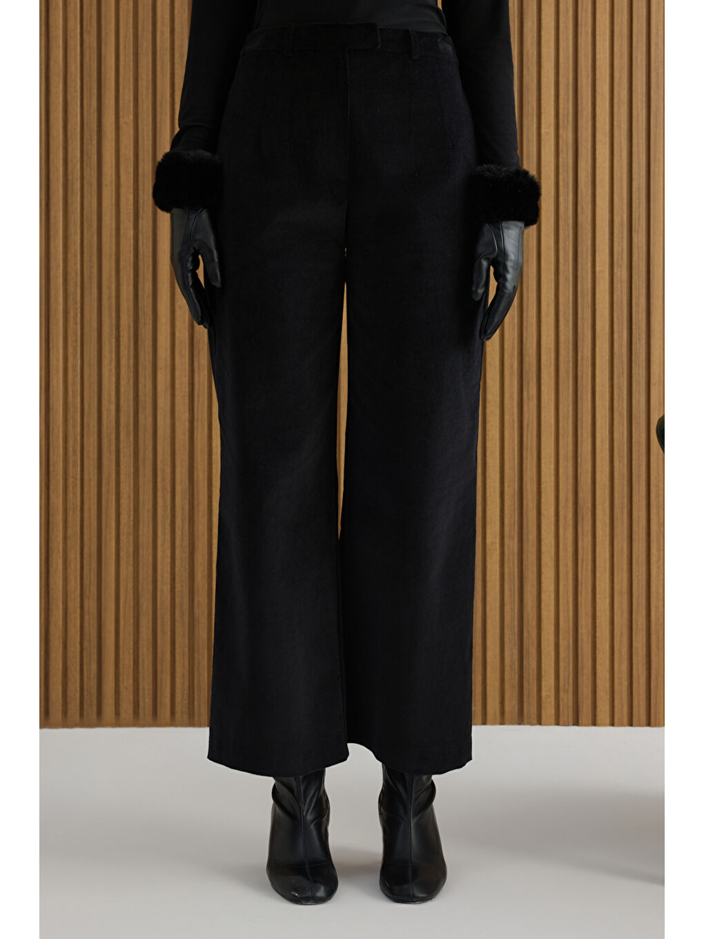 Siyah Kadife Pantolon-3