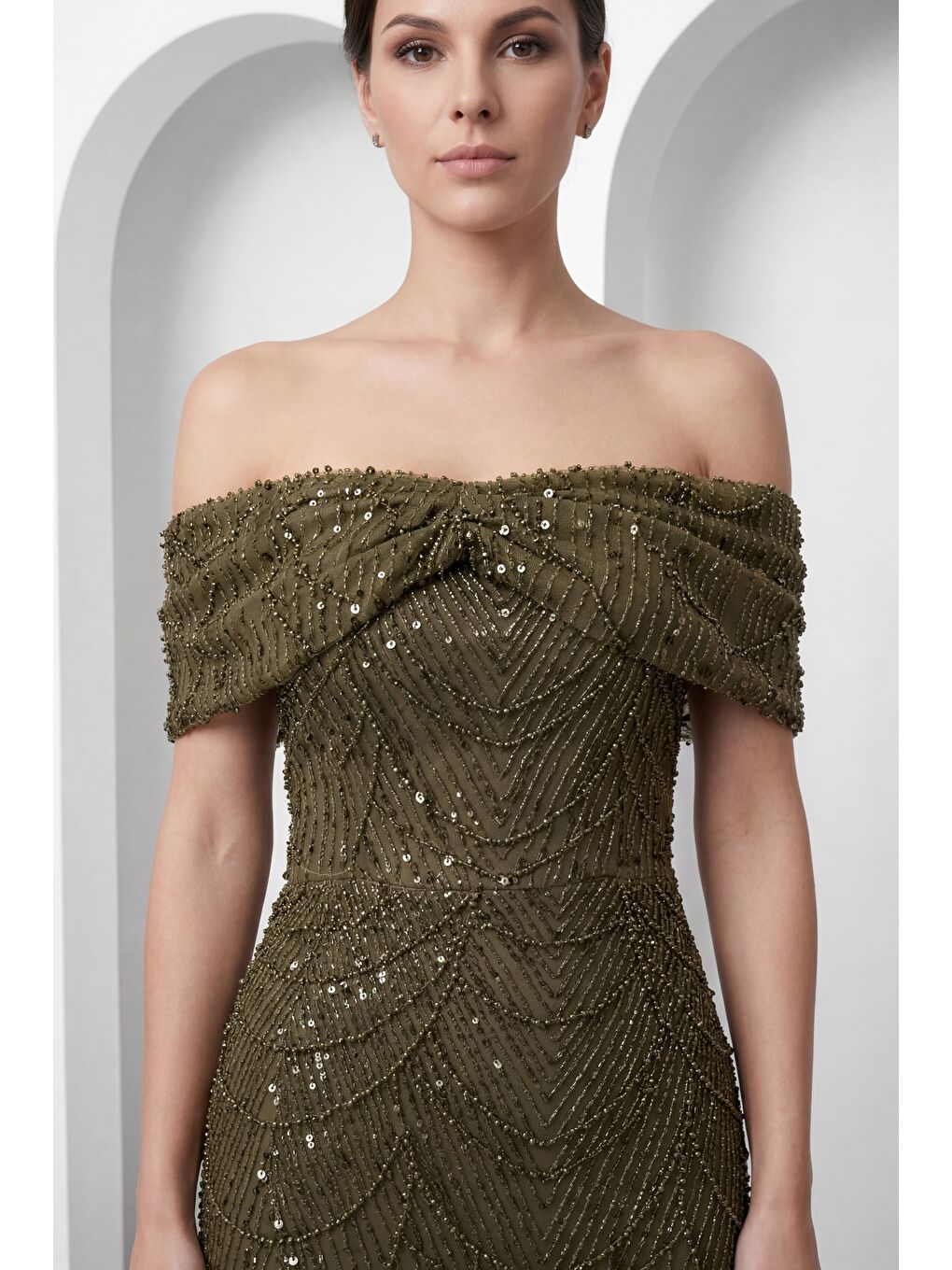 Kadın Haki Kayık Yaka Boncuklu Uzun Balık Abiye Elbise-2