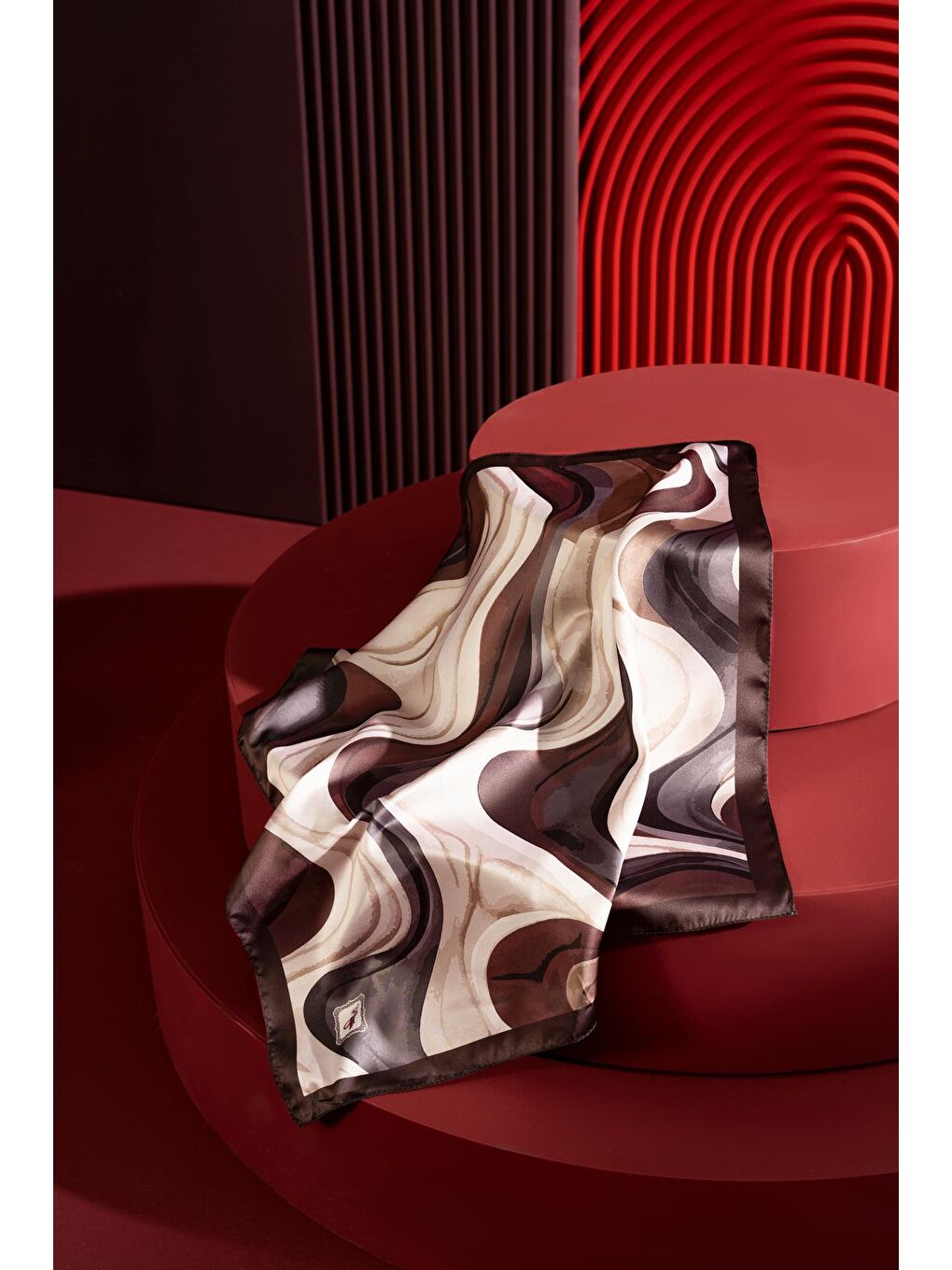 Kahverengi Kadın Dalga Desen 55*55 cm Bandana & Fular