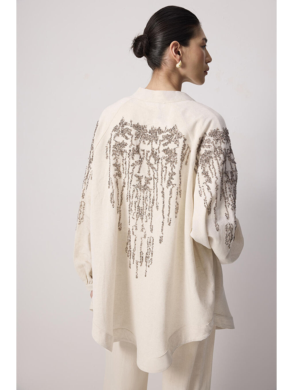 Bej Pul Nakış Detaylı Kimono