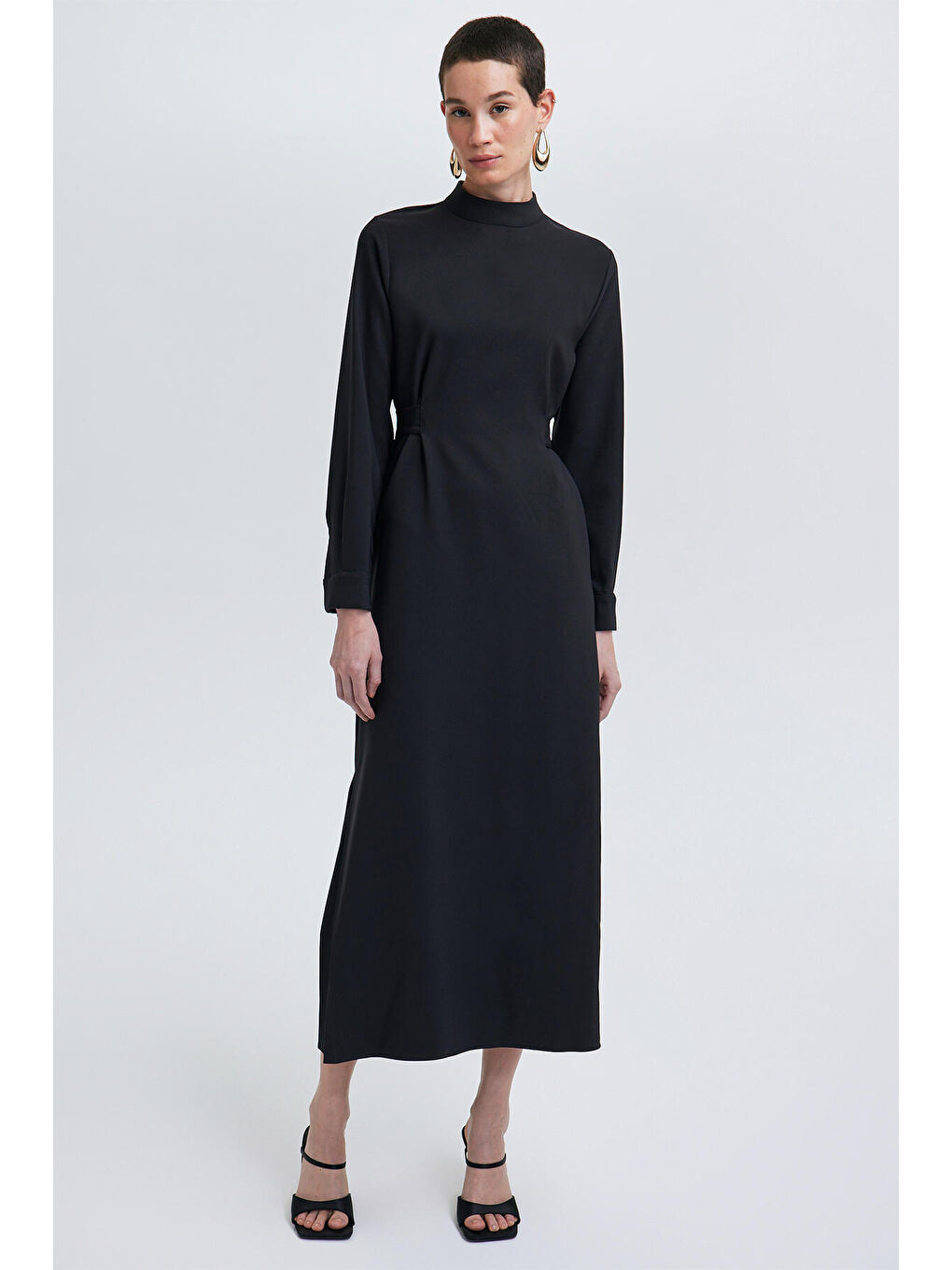 Siyah Beli Kemerli Krep Elbise-1