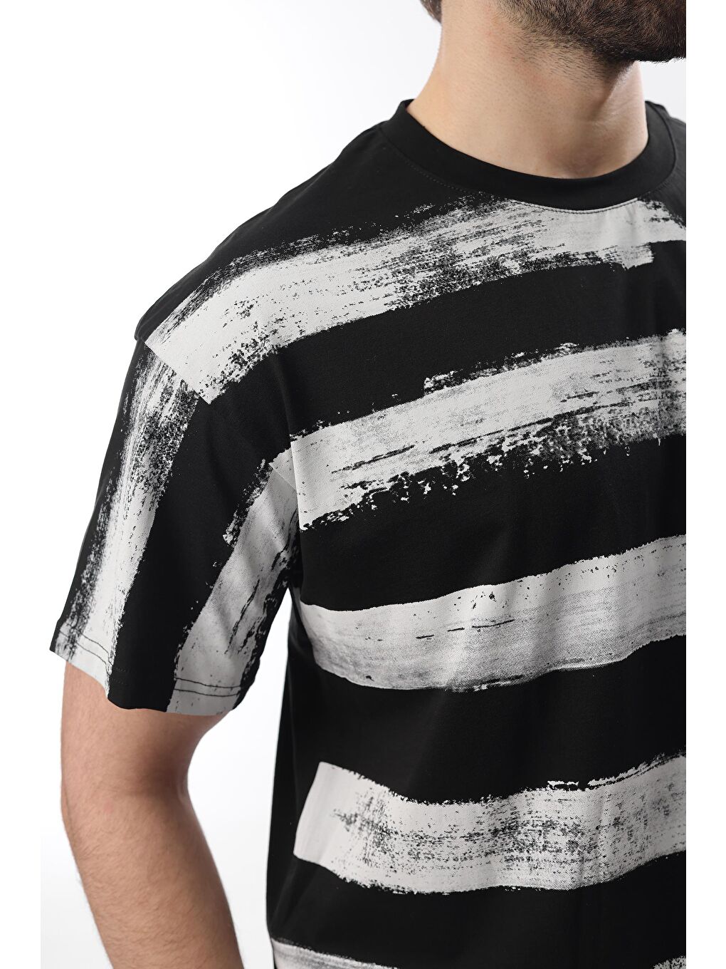 Siyah Baskılı Regular Fit Erkek Tişört E7107-4