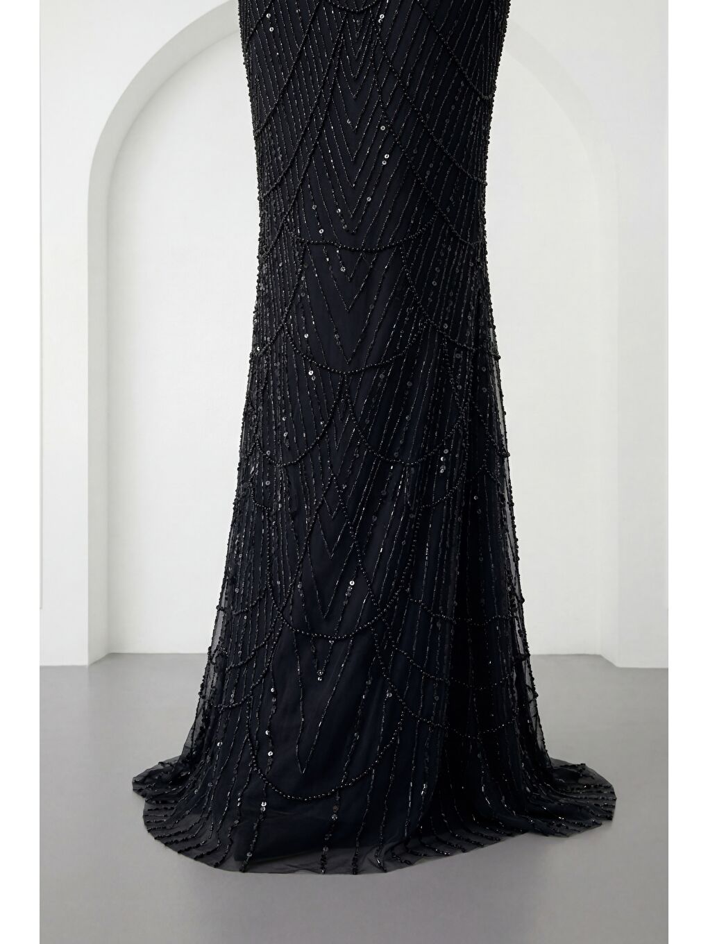 Kadın Siyah Kayık Yaka Boncuklu Uzun Balık Abiye Elbise-3