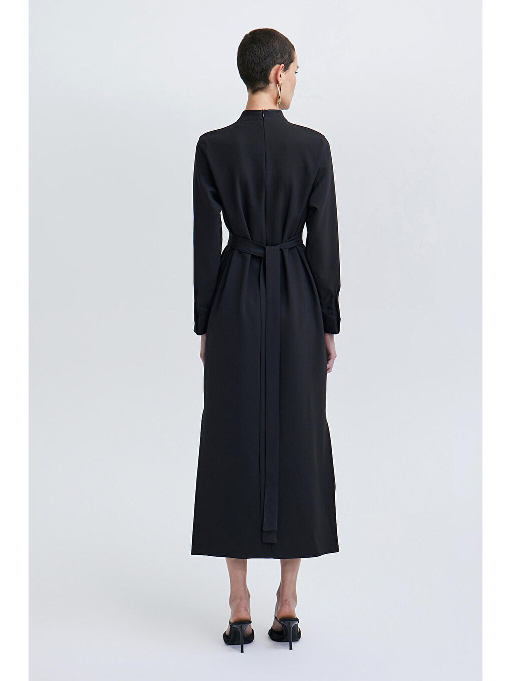 Siyah Beli Kemerli Krep Elbise-3