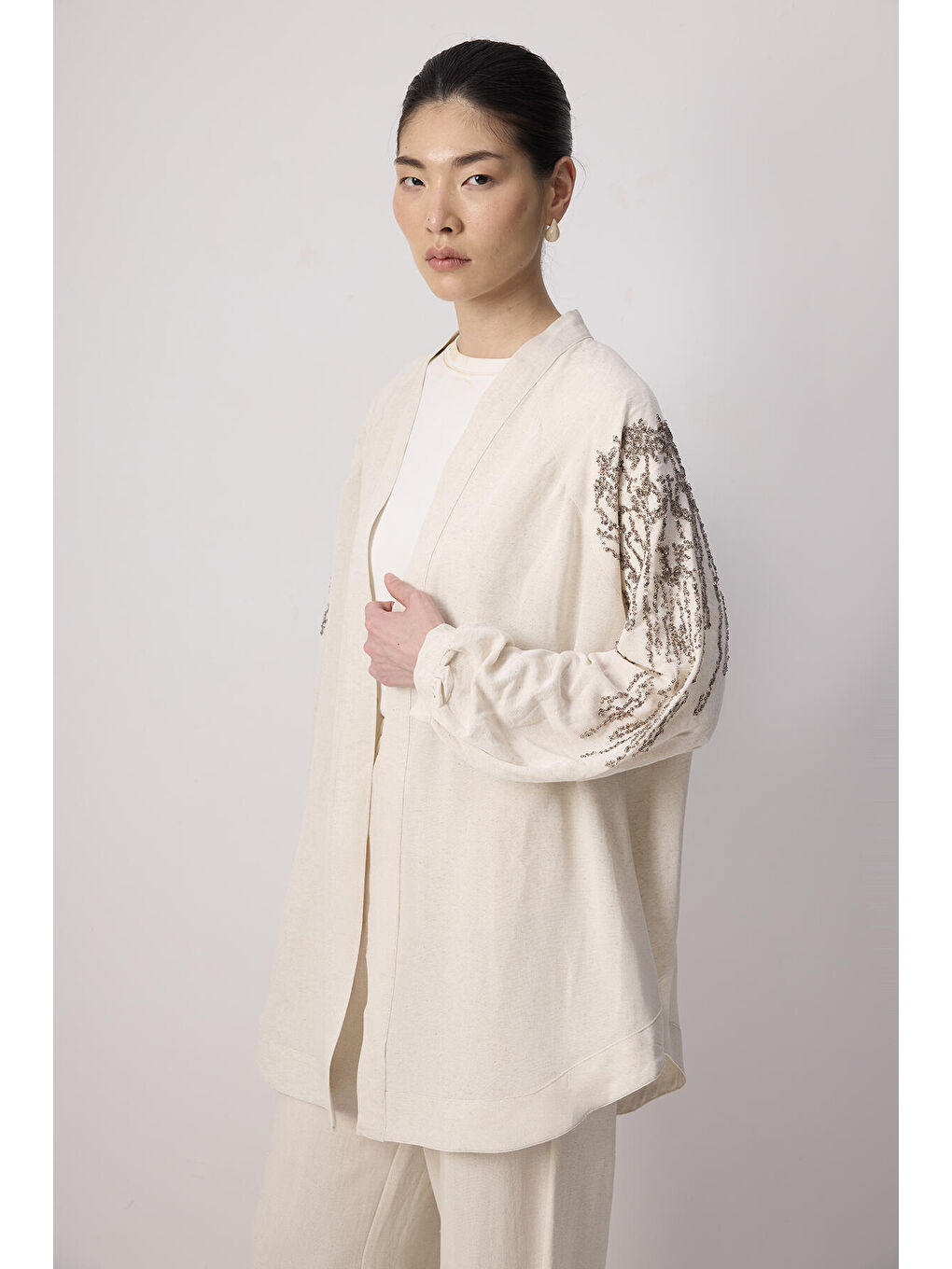 Bej Pul Nakış Detaylı Kimono-2