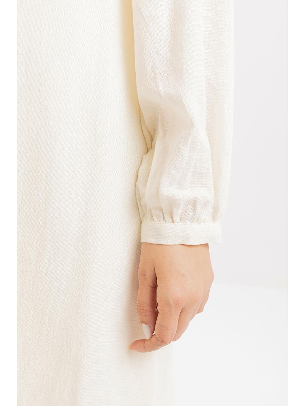 Ekru-Yarım Patlı Yırtmaçlı Keten Tunik-4