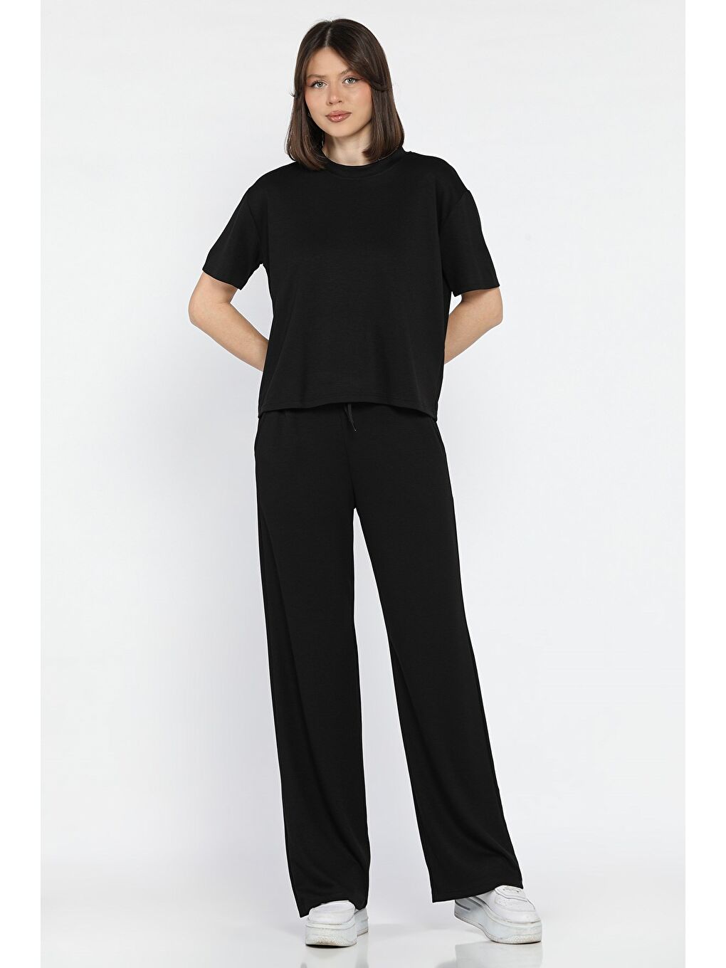 Siyah Kadın Tişört Pantolon İkili Takım-1