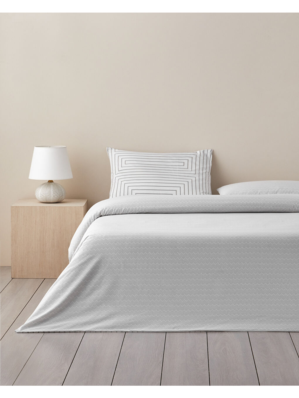Gri Endless Journey Pamuklu Çift Kişilik Nevresim Seti 200x220 cm Taş Rengi-1