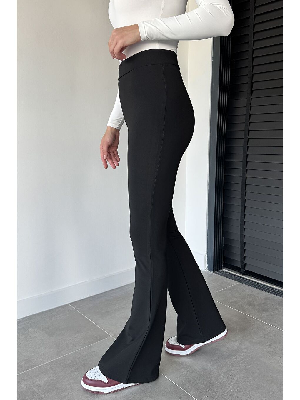 Siyah Kadın Yüksek Bel İspanyol Paça Elastanlı Tayt-2