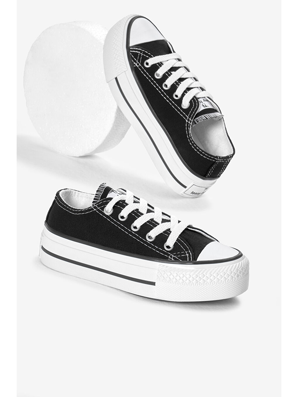 Çocuk Unisex Siyah Termo Kalın Taban Bağcıklı Keten Spor Ayakkabı