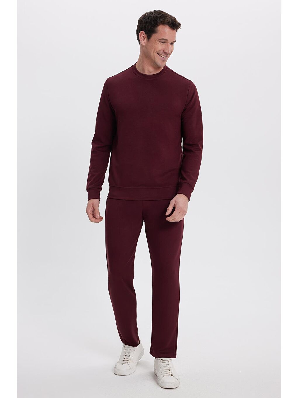 Erkek Slim Fit Dar Kesim Beli Bağcıklı 3 Cepli Geniş Paça Bordo Eşofman Altı-1