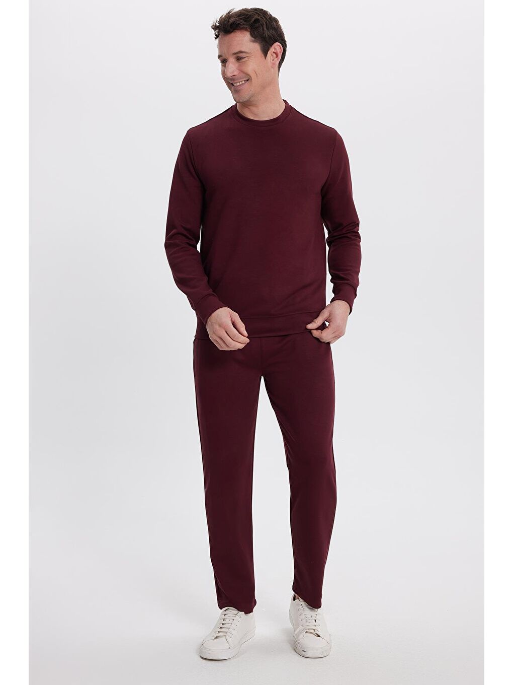 Erkek Slim Fit Dar Kesim Beli Bağcıklı 3 Cepli Geniş Paça Bordo Eşofman Altı-3