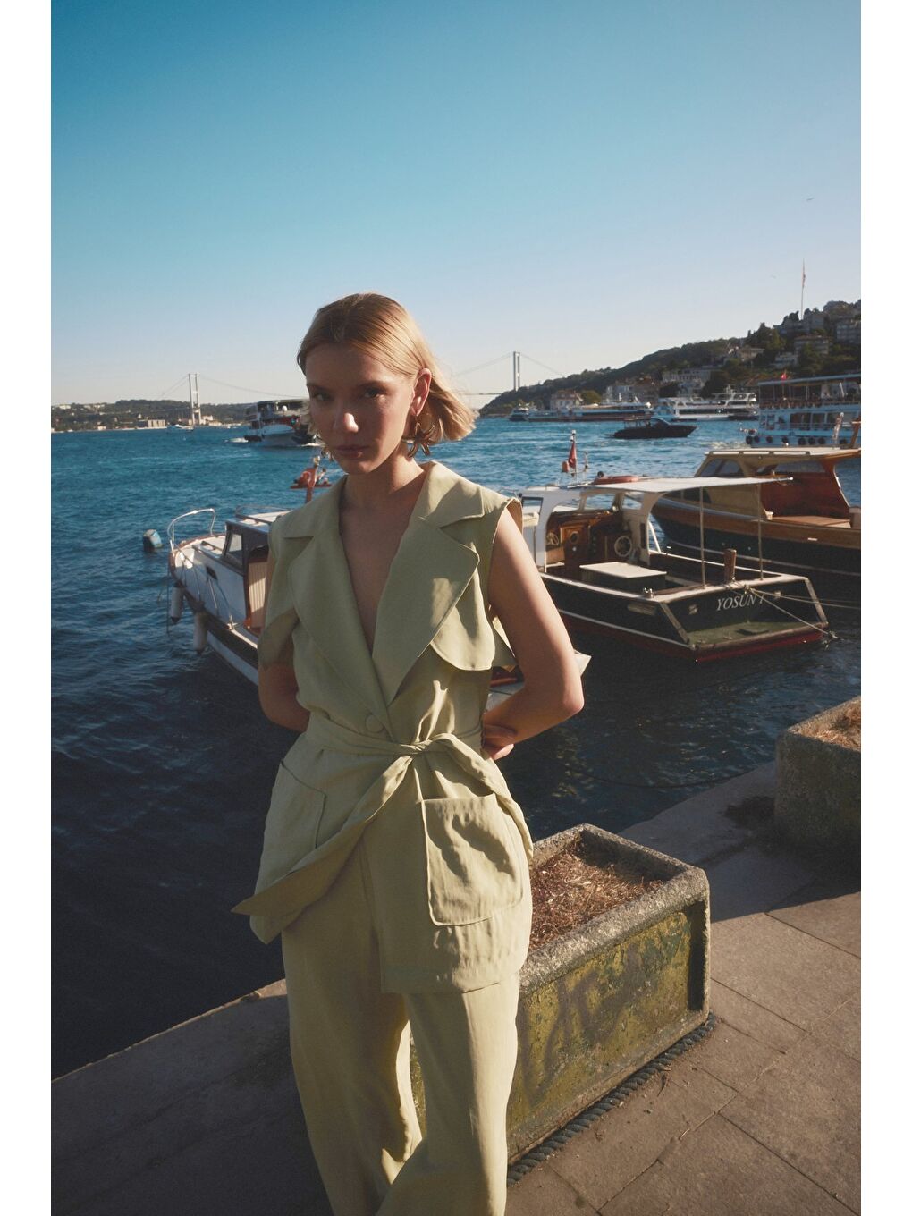 Kuşaklı Uzun Yelek - Yağ Yeşili