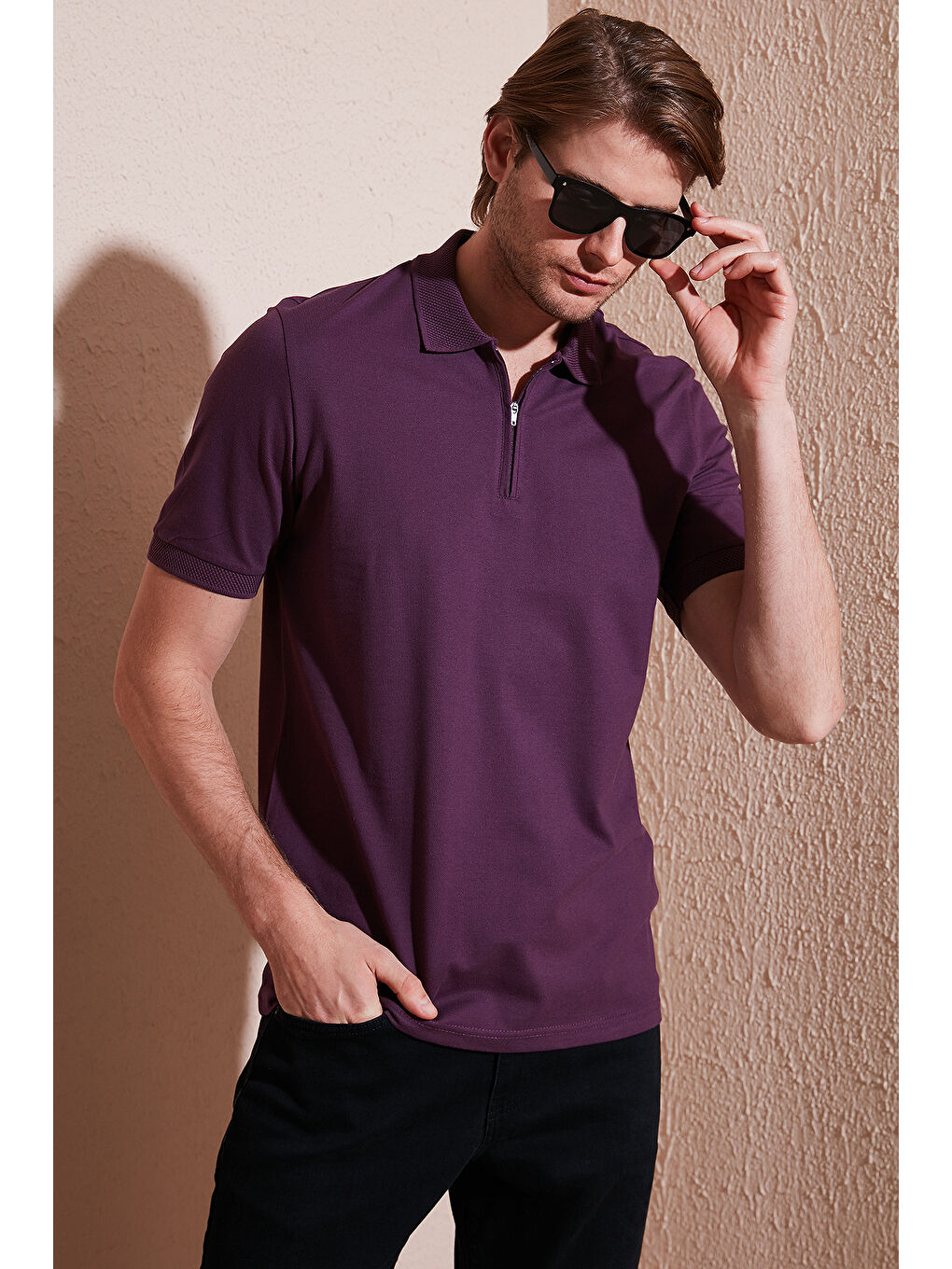 Mürdüm Pamuklu Regular Fit Yarım Fermuarlı Erkek Polo Yaka Tişört 5901029