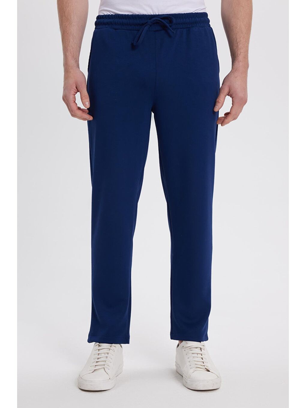 Erkek Slim Fit Dar Kesim Beli Bağcıklı 3 Cepli Geniş Paça Lacivert Eşofman Altı