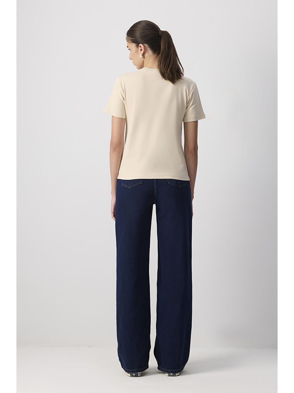 Bej %100 Pamuklu Kısa Kollu Regular Fıt T-Shırt-3