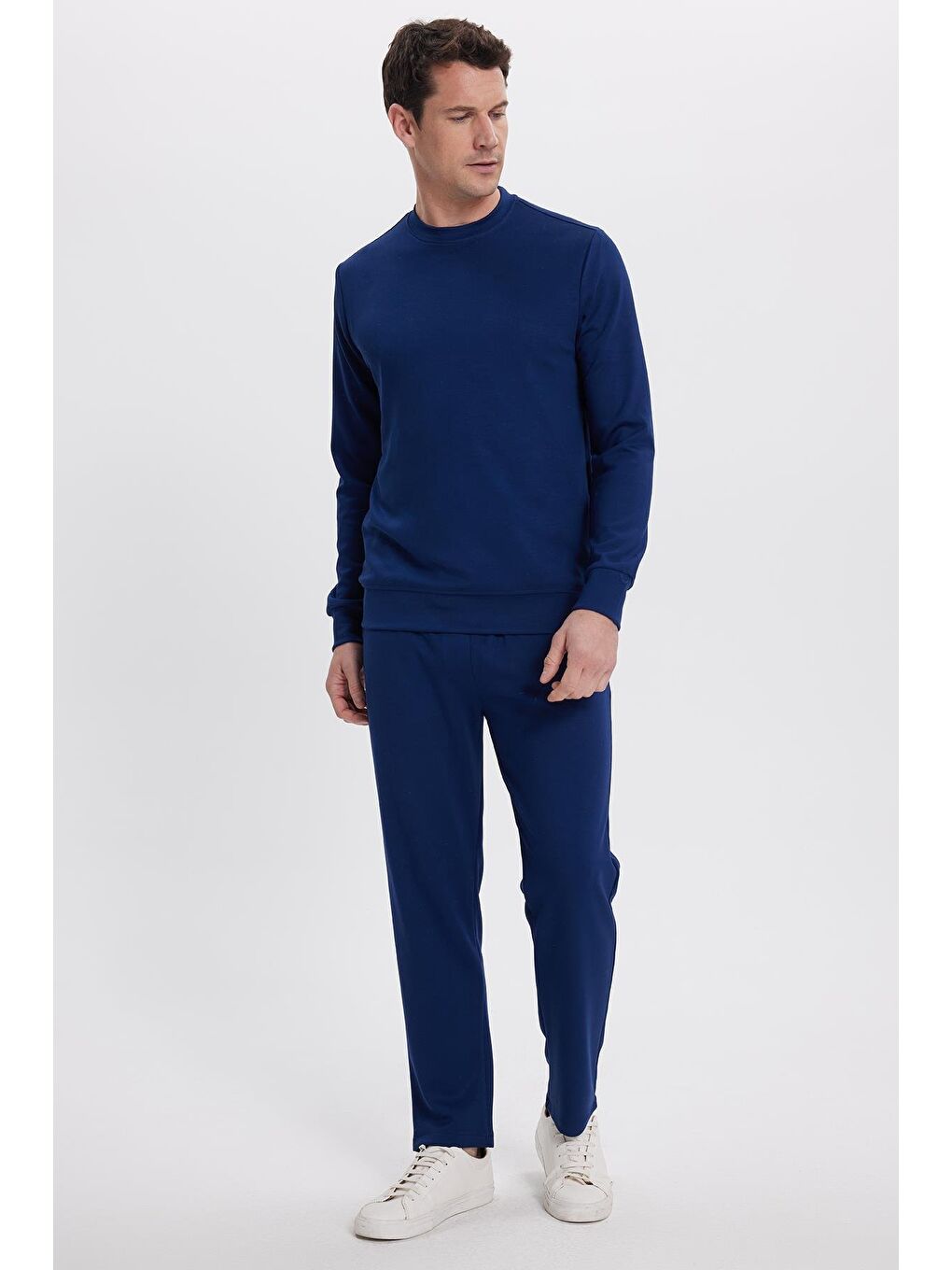 Erkek Slim Fit Dar Kesim Beli Bağcıklı 3 Cepli Geniş Paça Lacivert Eşofman Altı-4