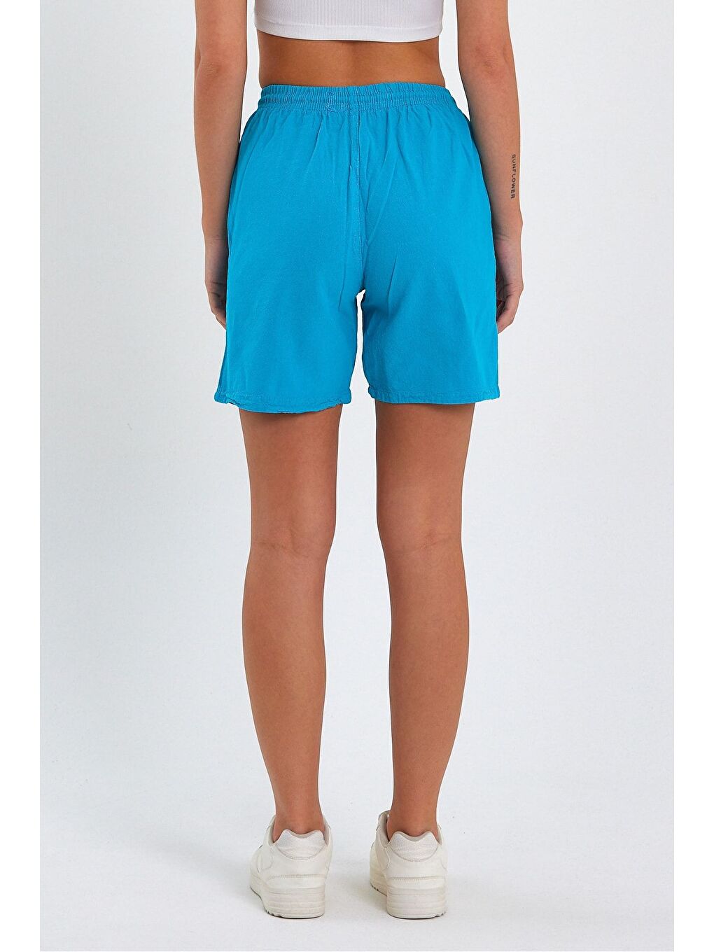 Kadın Mavi Rahat Kesim Keten Şort-5