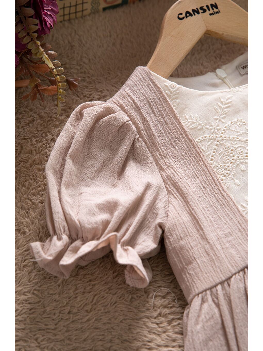 Kahverengi Kız Çocuk Dantel Detaylı Kolu Fırfırlı Elbise 22683-2