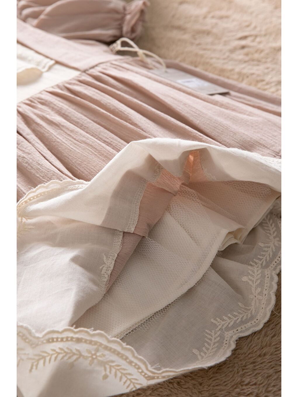 Kahverengi Kız Çocuk Dantel Detaylı Kolu Fırfırlı Elbise 22683-4