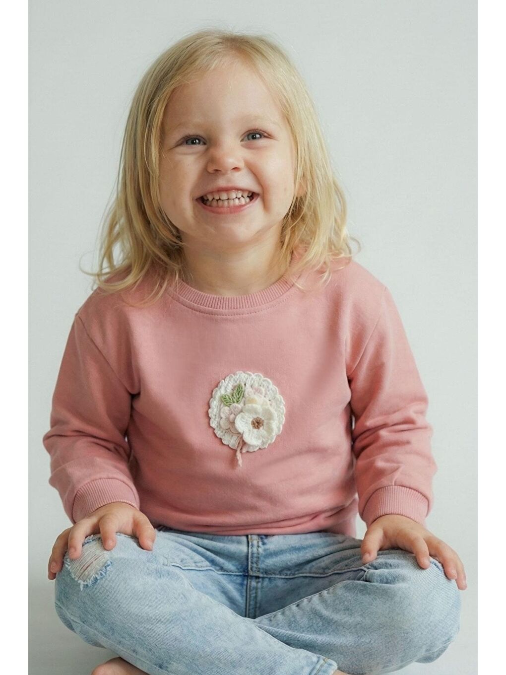Pembe Kız Çocuk Sweatshirt Triko Çiçek Aplike Armalı Gülkurusu (2-6 Yaş)-1