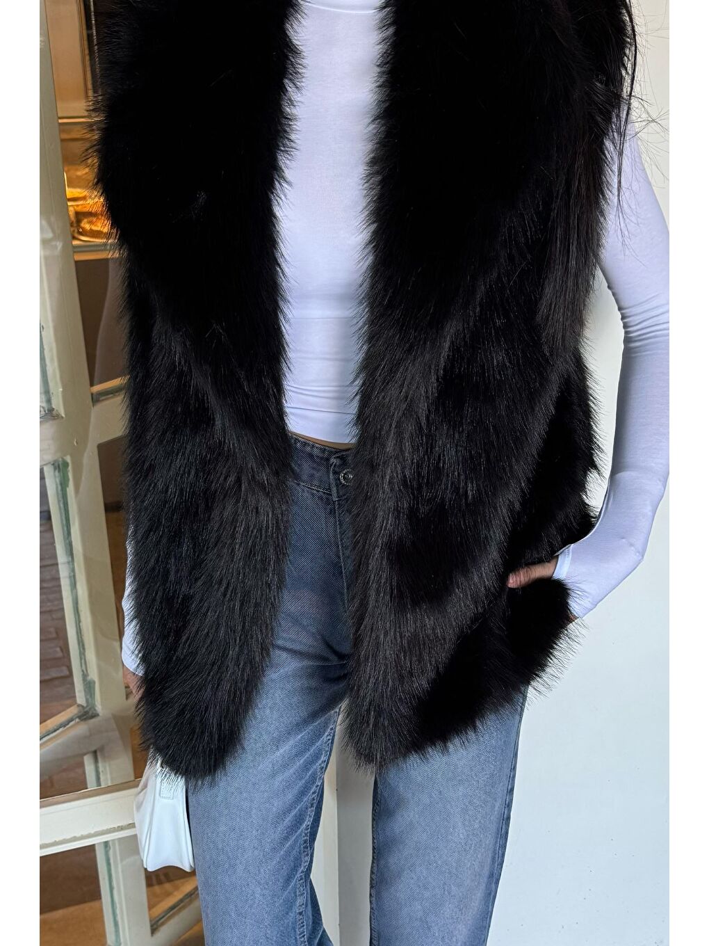 Siyah Kadın İç Astarlı Sakallı Kürklü Yelek (s-m-l-xl Beden Uyumludur.)-2