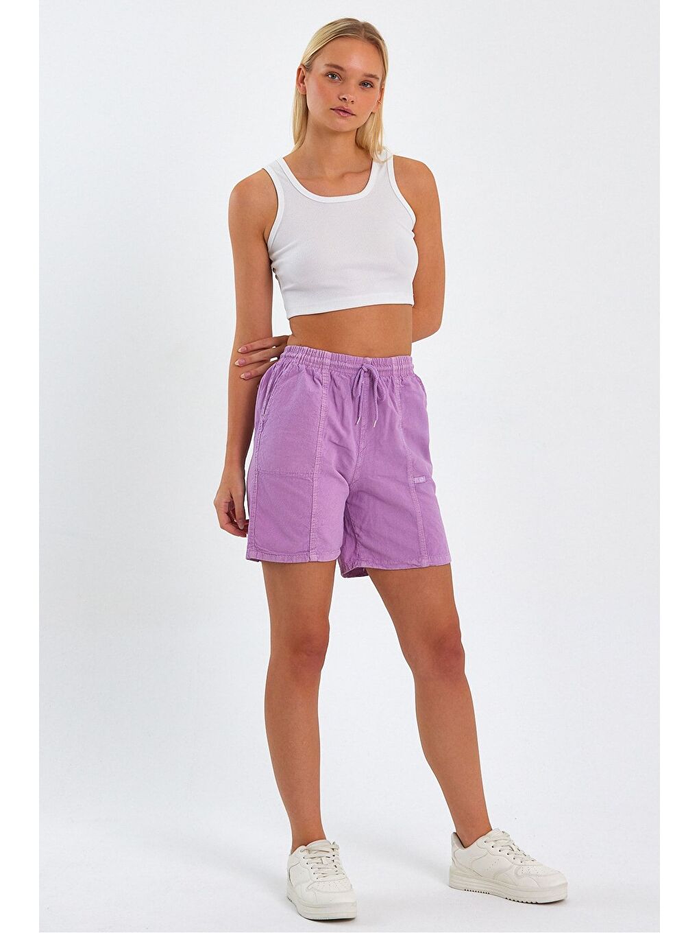 Kadın Açık Lila Rahat Kesim Keten Şort-1
